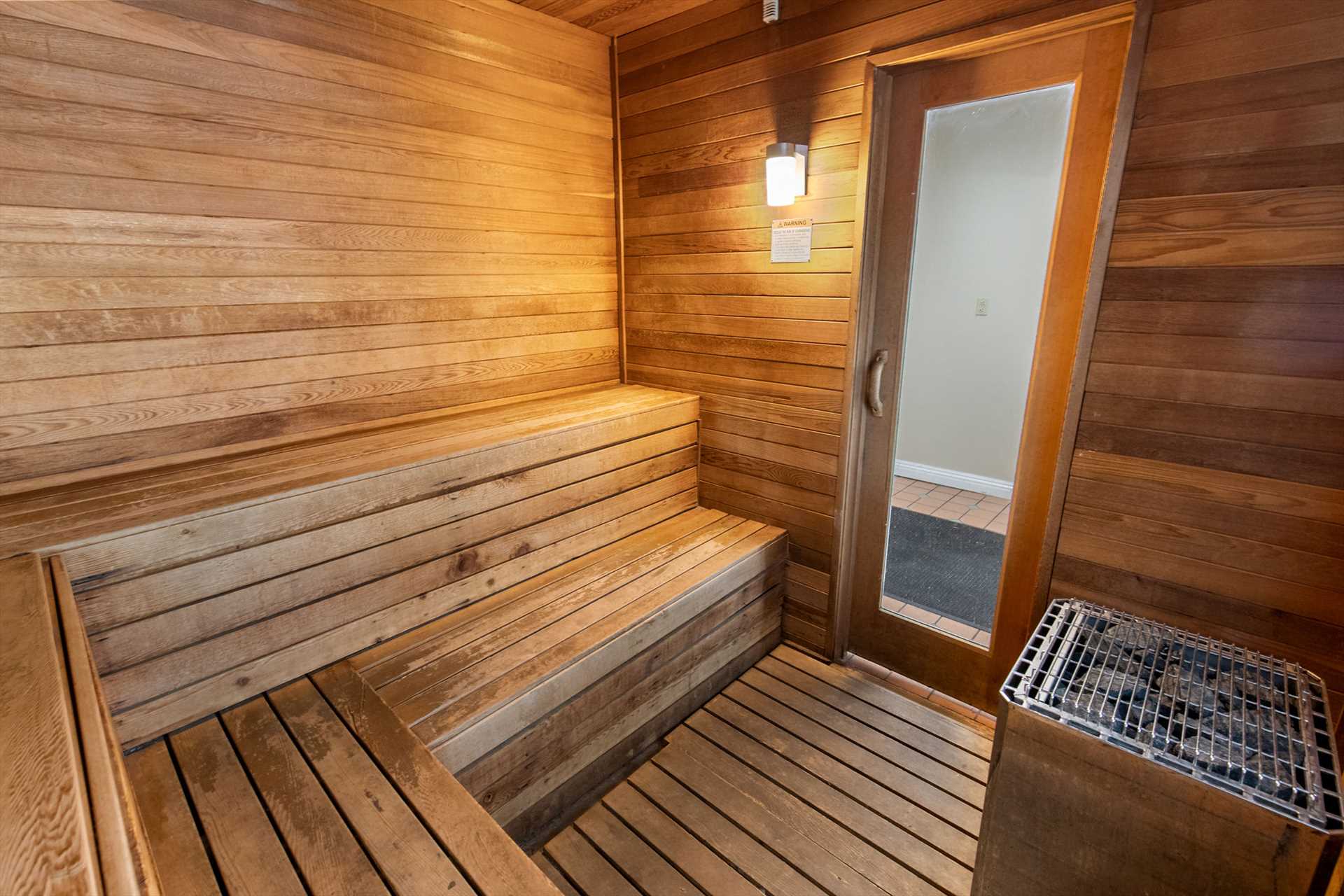 Sauna and then enjoy the hot tub